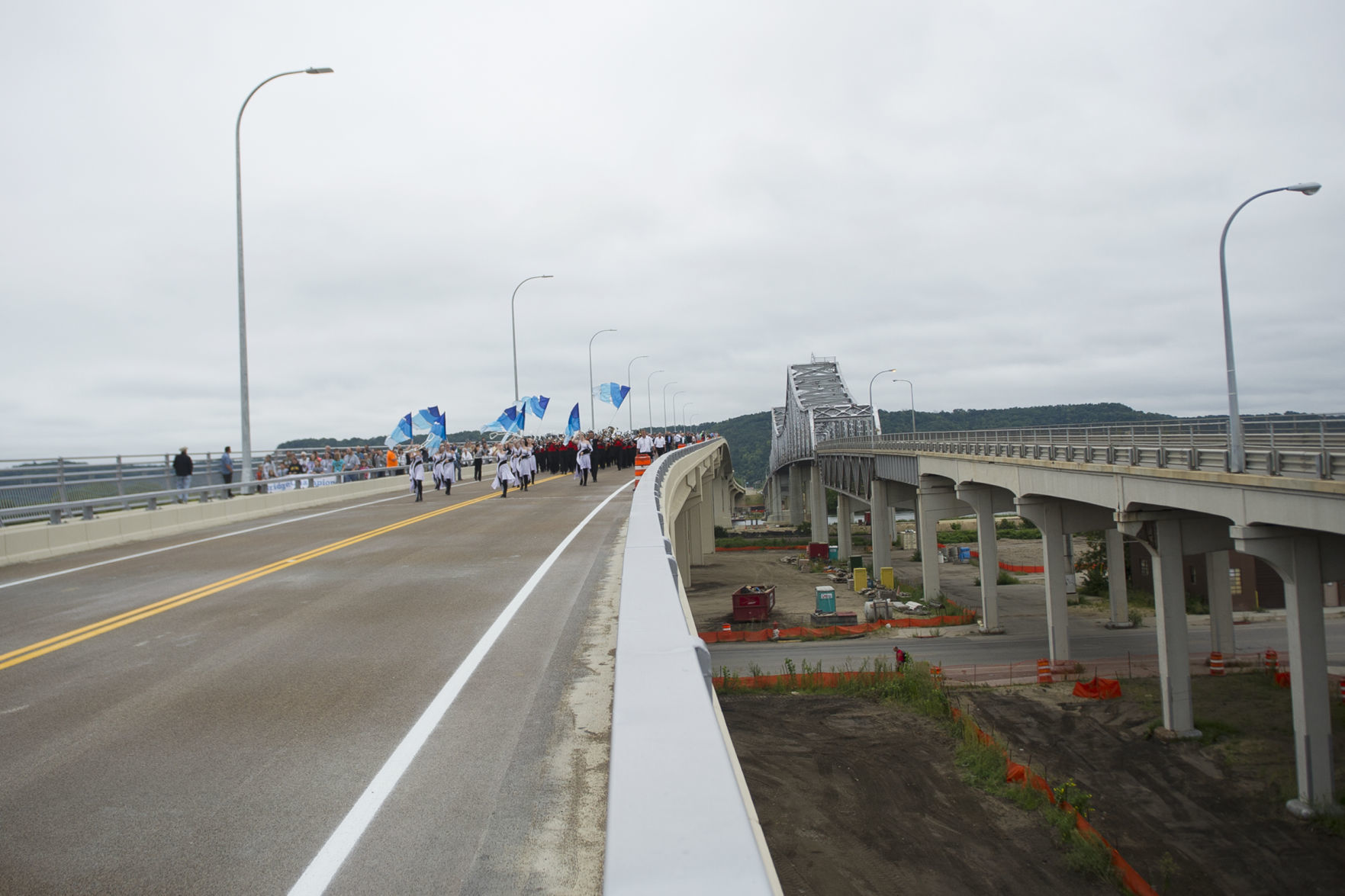 New Winona Bridge 07